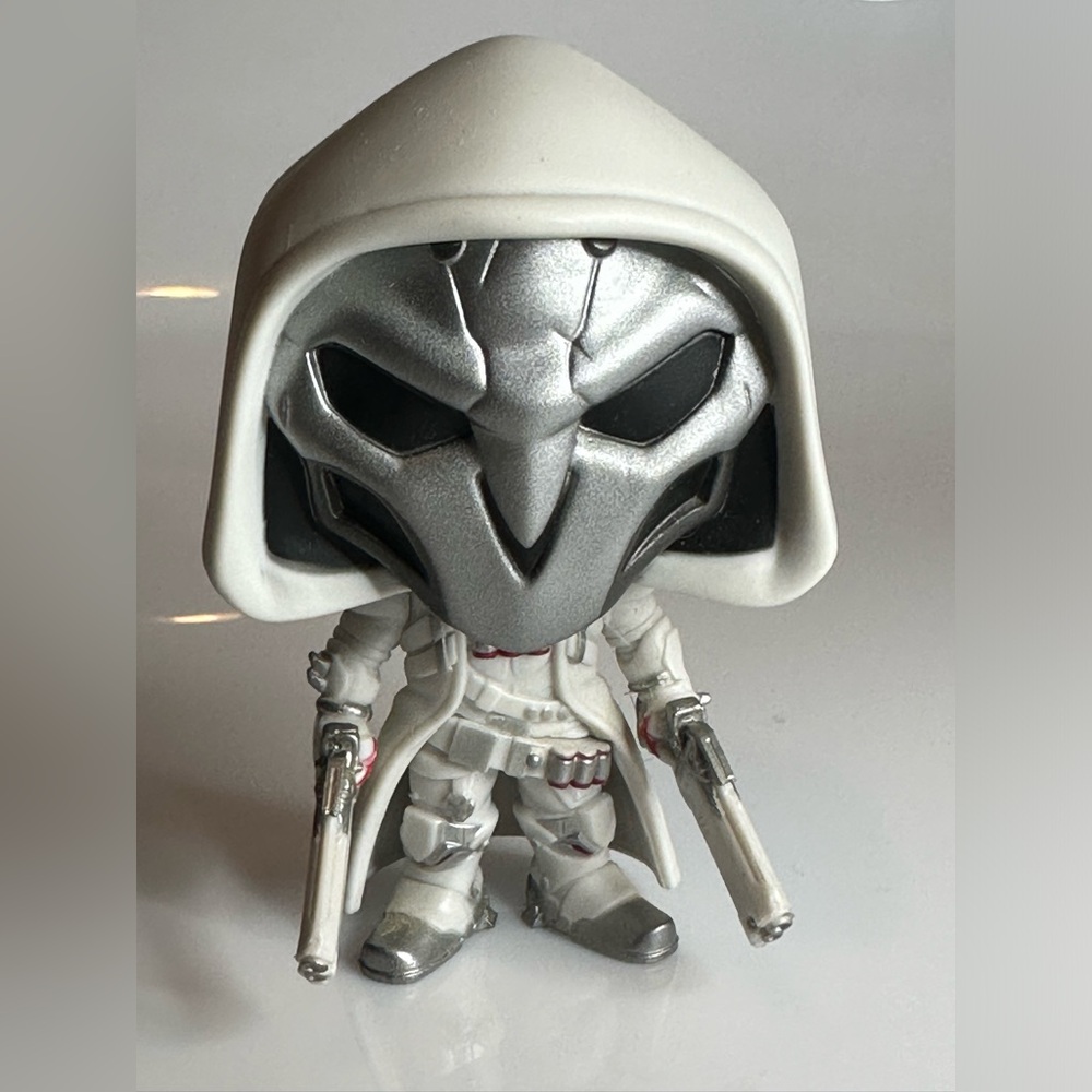 Overwatch Reaper Blizzard Exclusive Funko Pop 2016 White Version